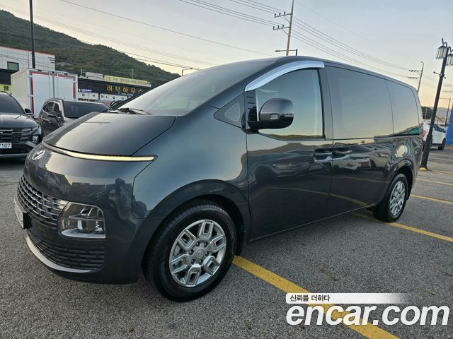 Hyundai Staria L3.5 Cargo 3-Seater Modern 2023 — фото 3