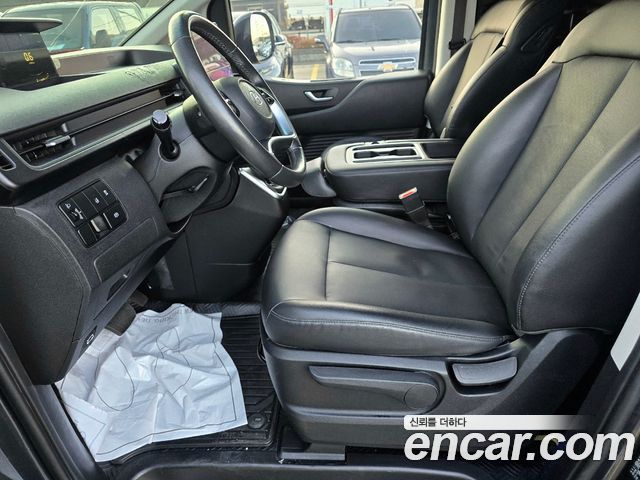 Hyundai Staria L3.5 Cargo 3-Seater Modern 2023 — фото 7