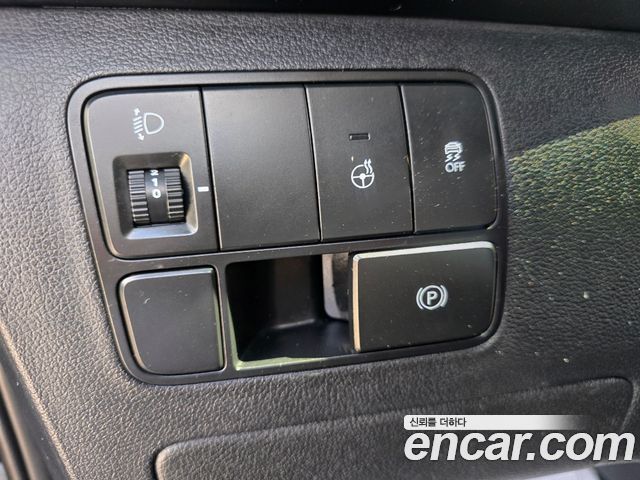 Hyundai Staria L3.5 Cargo 3-Seater Modern 2023 — фото 16