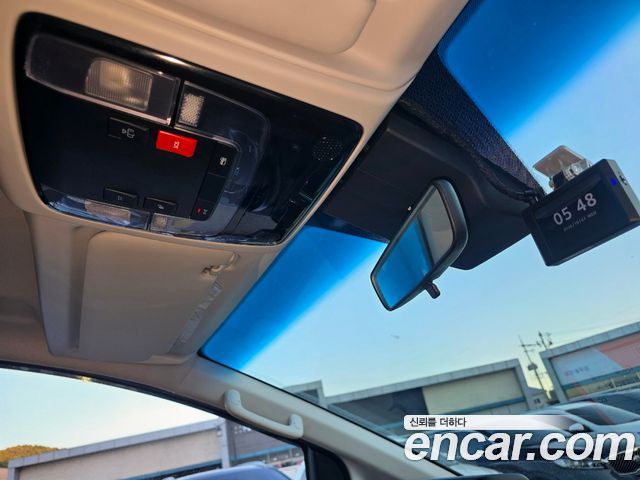 Hyundai Staria L3.5 Cargo 3-Seater Modern 2023 — фото 21