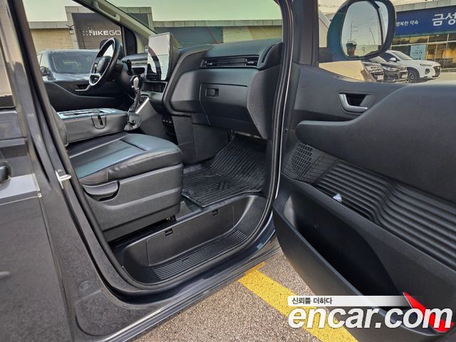 Hyundai Staria L3.5 Cargo 3-Seater Modern 2023 — фото 24