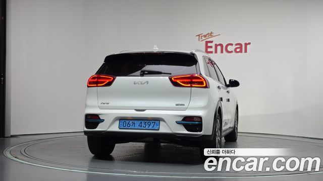 Kia Niro EV Prestige 2022 — фото 4