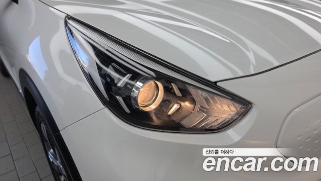 Kia Niro EV Prestige 2022 — фото 22