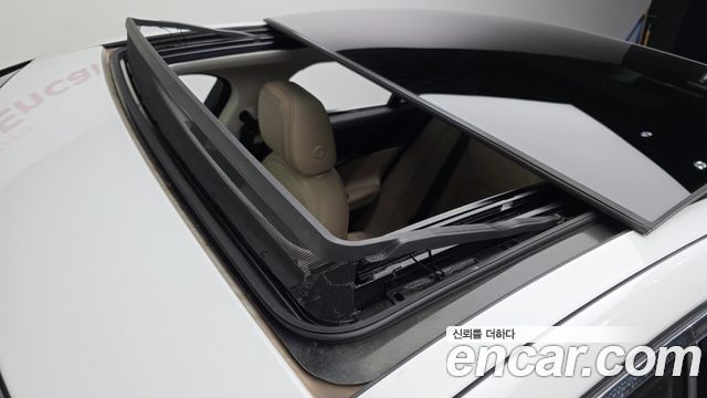Jaguar XE 20d Prestige 2019 — фото 23