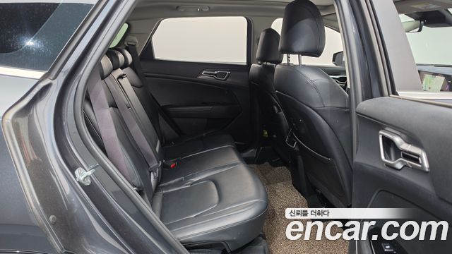 Kia Sportage (V) Diesel 2.0 2WD Nobleless 2022 — фото 11