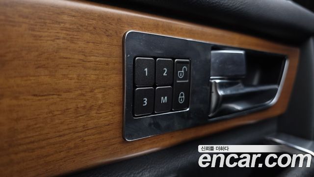 Land Rover Discovery 4 3.0 SDV6 SE 2012 — фото 18