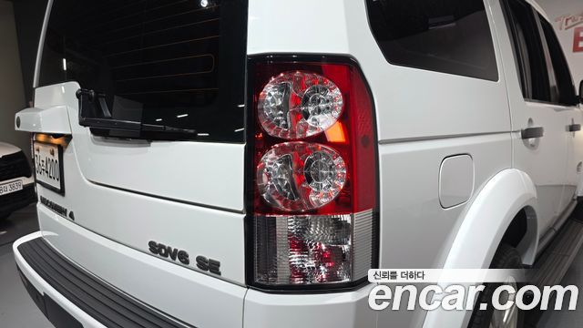 Land Rover Discovery 4 3.0 SDV6 SE 2012 — фото 23