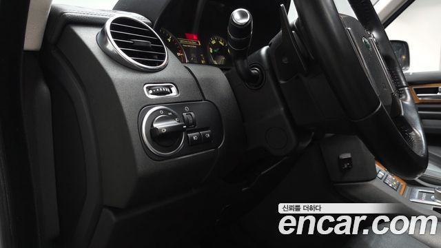 Land Rover Discovery 4 3.0 SDV6 SE 2012 — фото 37