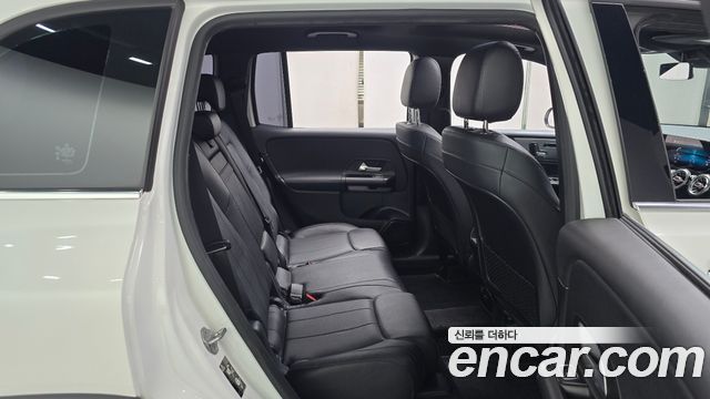 Mercedes-Benz GLB-Class (X247) GLB200 d 2021 — фото 11