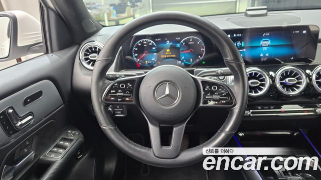 Mercedes-Benz GLB-Class (X247) GLB200 d 2021 — фото 13