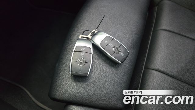 Mercedes-Benz GLB-Class (X247) GLB200 d 2021 — фото 28