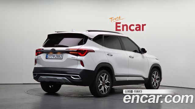 Kia Seltos Gasoline 1.6 Turbo 2WD Signature 2022 — фото 2
