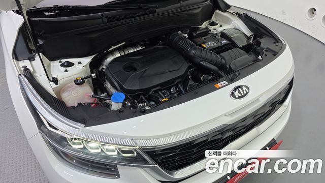 Kia Seltos Gasoline 1.6 Turbo 2WD Signature 2022 — фото 6