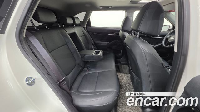 Kia Seltos Gasoline 1.6 Turbo 2WD Signature 2022 — фото 19