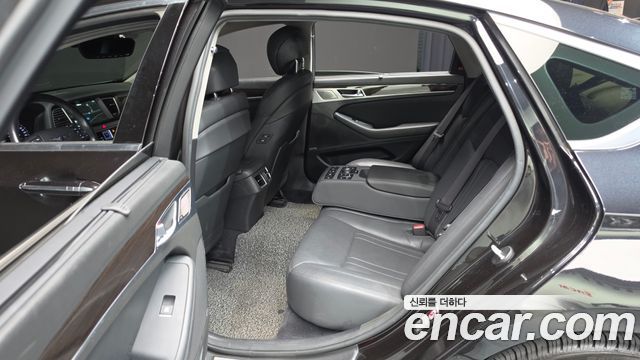 Genesis G80 3.3 GDI AWD Premium Luxury 2018 — фото 12