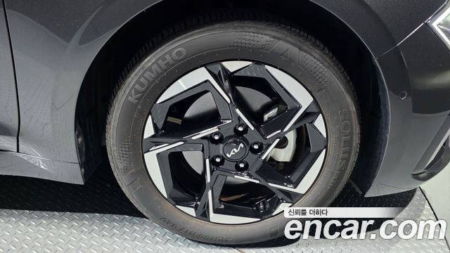 Kia K5 (III) 2.0 Noblesse 2024 — фото 5