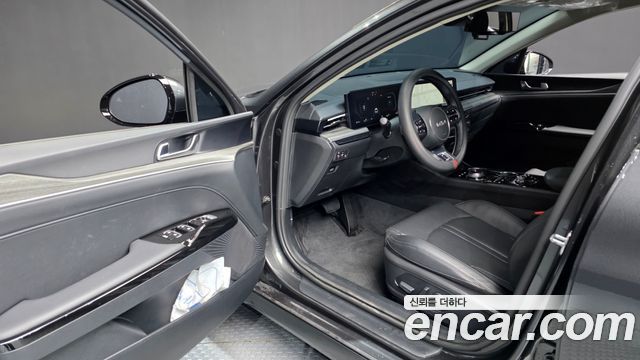 Kia K5 (III) 2.0 Noblesse 2024 — фото 10