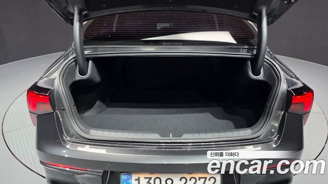Kia K5 (III) 2.0 Noblesse 2024 — фото 20