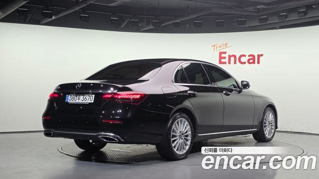 Mercedes-Benz E-Class (W213) E250 Exclusive 2021 — фото 2
