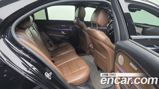 Mercedes-Benz E-Class (W213) E250 Exclusive 2021 — фото 12