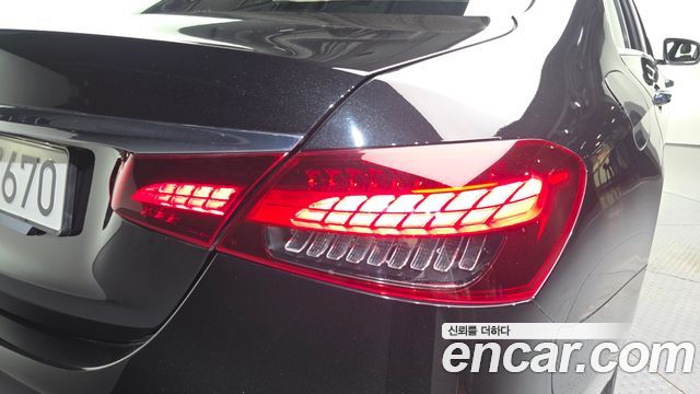 Mercedes-Benz E-Class (W213) E250 Exclusive 2021 — фото 23