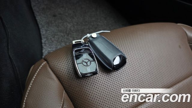 Mercedes-Benz E-Class (W213) E250 Exclusive 2021 — фото 27