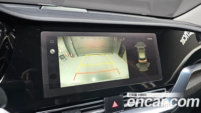 Kia Niro Plus Air 2023 — фото 14
