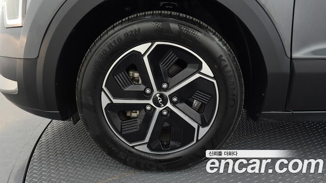 Kia Niro Prestige 2022 — фото 5