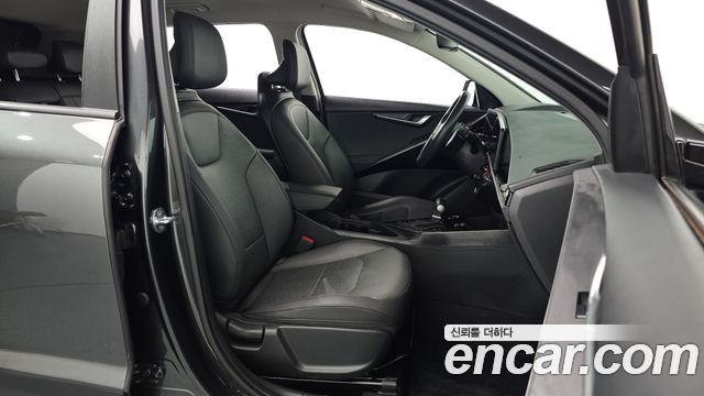 Kia Niro Prestige 2022 — фото 10
