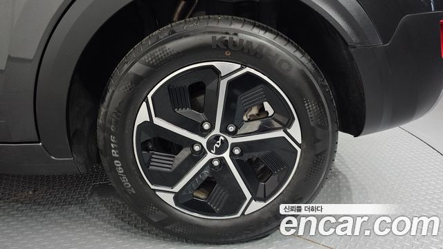 Kia Niro Prestige 2022 — фото 21