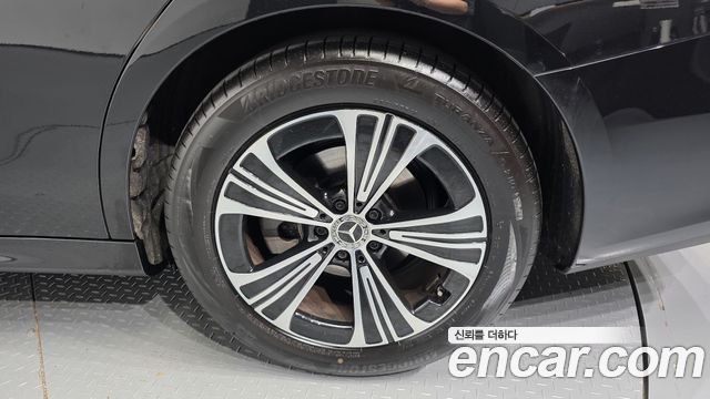 Mercedes-Benz E-Class (W214) E200 Avantgarde 2025 — фото 21