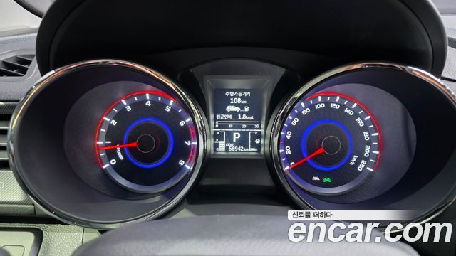 KG Mobility (SsangYong) Tivoli VX 2WD 2017 — фото 8