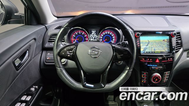 KG Mobility (SsangYong) Tivoli VX 2WD 2017 — фото 13