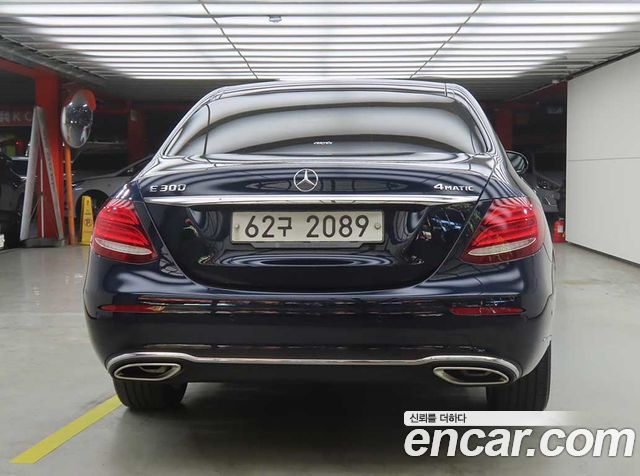 Mercedes-Benz E-Class (W213) E300 4MATIC Exclusive 2019 — фото 3