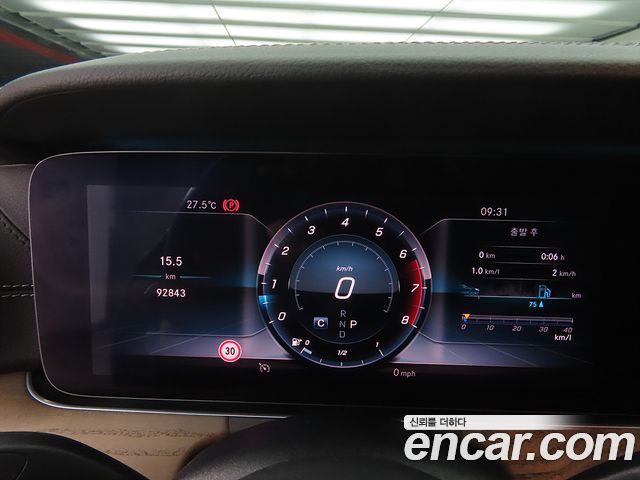 Mercedes-Benz E-Class (W213) E300 4MATIC Exclusive 2019 — фото 9