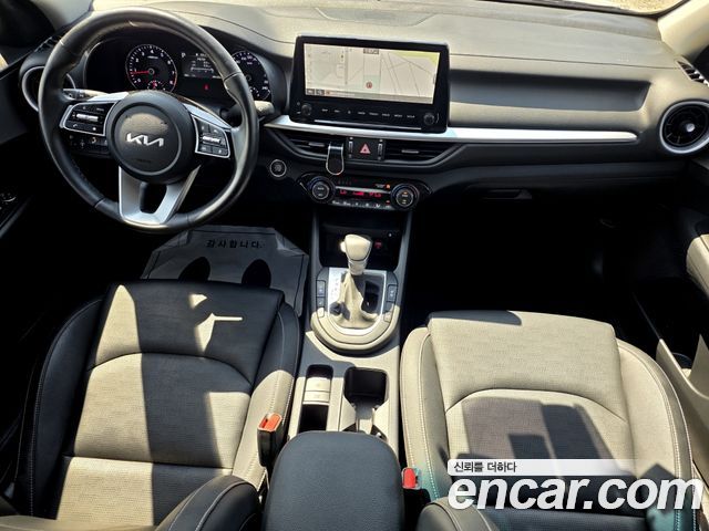 Kia K3 (II) 1.6 Prestige 2022 — фото 15