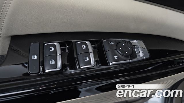 Kia Carnival (IV) Gasoline 9-Seater Signature 2021 — фото 29