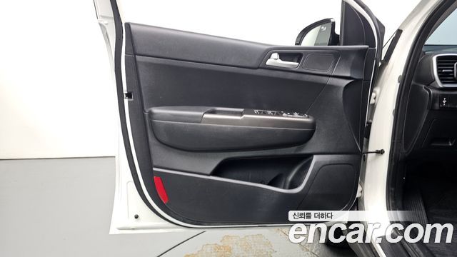 Kia Sportage The Bold Diesel 1.6 2WD Prestige 2022 — фото 24
