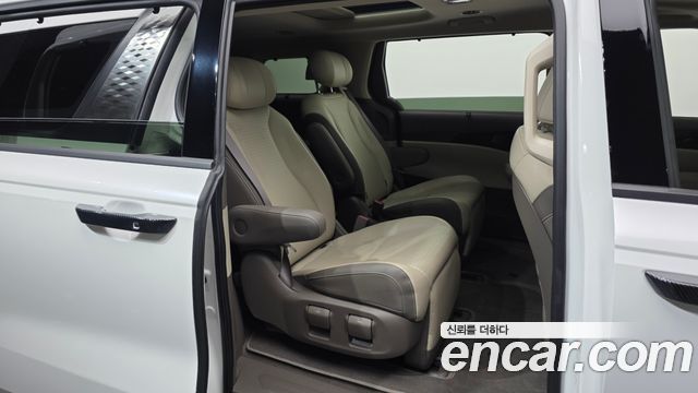 Kia Carnival (IV) Diesel 7-Seater Signature 2025 — фото 12