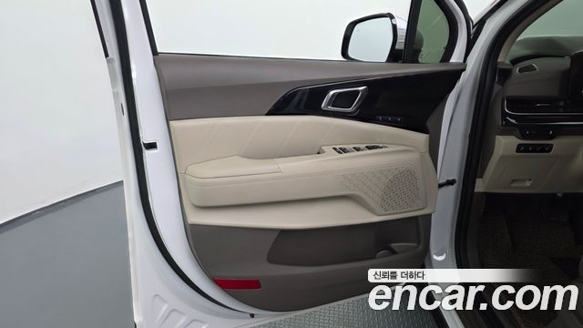 Kia Carnival (IV) Diesel 7-Seater Signature 2025 — фото 24