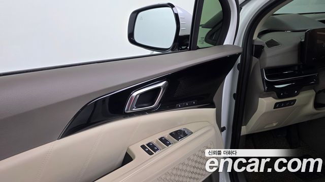 Kia Carnival (IV) Diesel 7-Seater Signature 2025 — фото 38