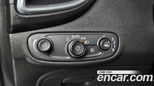 Chevrolet Trax 1.4 Perfact Black 2019 — фото 19