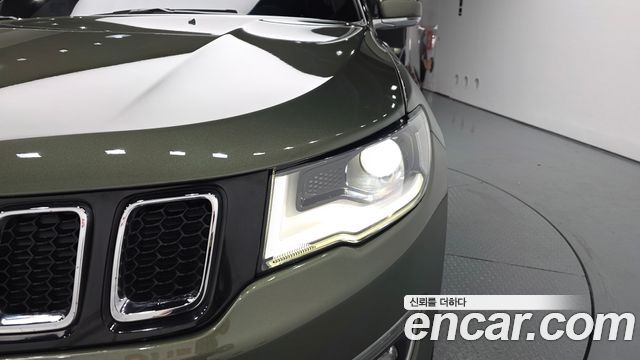 Jeep Compass (II) 2.4 Limitied AWD 2019 — фото 22