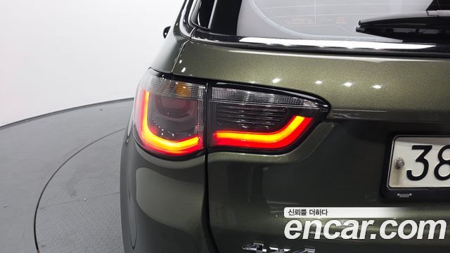 Jeep Compass (II) 2.4 Limitied AWD 2019 — фото 23