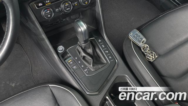 Volkswagen Tiguan (II) 2.0 TDI Prestige 2020 — фото 9