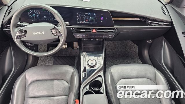 Kia Niro Signature 2023 — фото 7