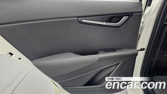 Kia Niro Signature 2023 — фото 25