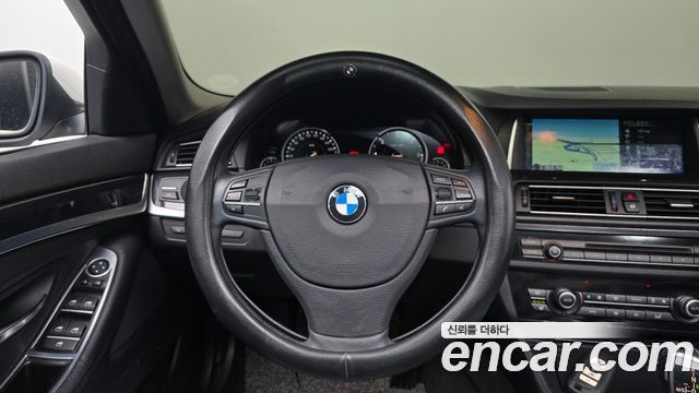 BMW 5 Series (F10) 520d 2014 — фото 13