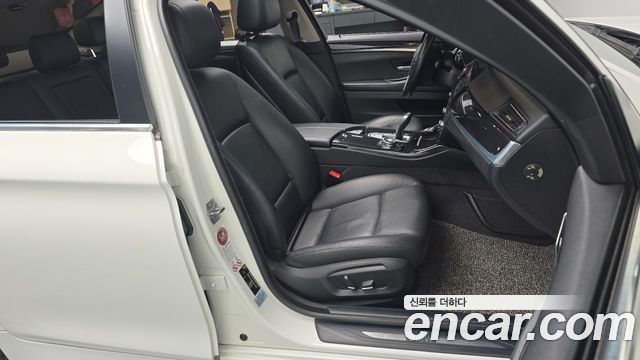 BMW 5 Series (F10) 520d 2014 — фото 26