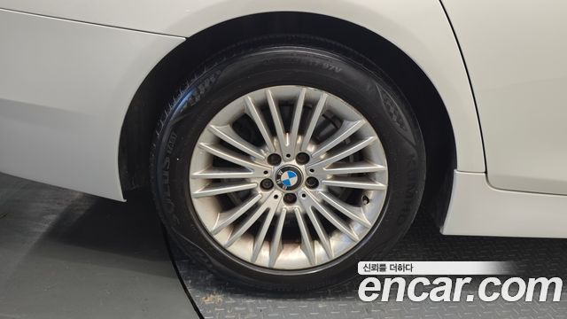 BMW 5 Series (F10) 520d 2014 — фото 33
